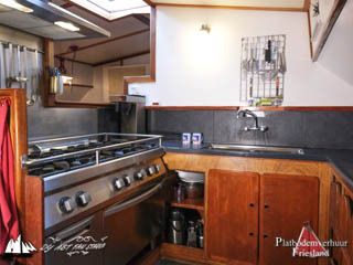 Zweimastklipper Abt Fan Starum Küche