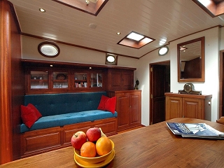 Lemsteraak Bries Salon